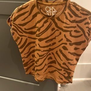 Girls shirt tiger stripe print
